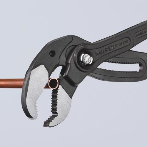 Knipex Cobra XL Pipe Wrench and Water Pump Pliers Plastic Coated Grey Atramentized 400mm 87 01 400
